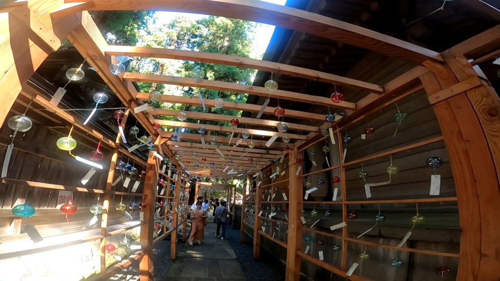 【南陽市熊野大社】パワースポット多数!風鈴飾り期間9月末まで yamagata-kumanotaisha-wind-chime.jpg