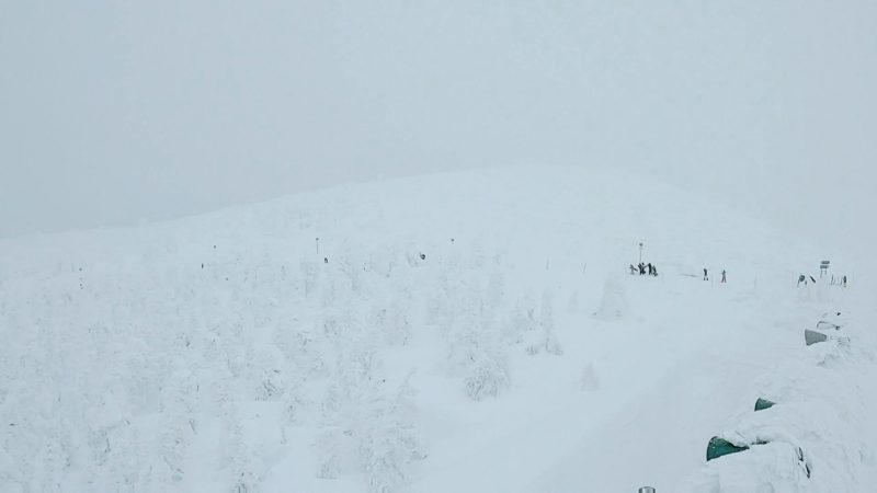 【真冬突入の1月樹氷観光 地蔵山頂駅展望台】山形蔵王温泉スキー場 Enjoy-Icemonster-Tourism-at-Yamagata-Zao-Onsen-Ski-Resort-in-Winter-January.jpg