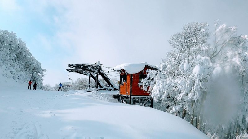 【見頃の樹氷サイズアップ 大雪明け観光】1月山形蔵王温泉スキー場   Yamagata-Zao-Onsen-Ski-Resort-in-January-is-good-for-sightseeing-because-Snowmonster-has-become-bigger.jpg