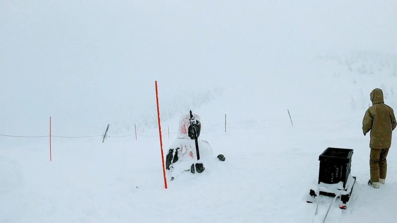 【今スキースノーボード楽しい 大雪の地蔵尊】山形蔵王温泉スキー場 Yamagata-Zao-Onsen-Ski-Resort-in-January-is-a-fun-place-to-ski-and-snowboard-with-heavy-snow.jpg