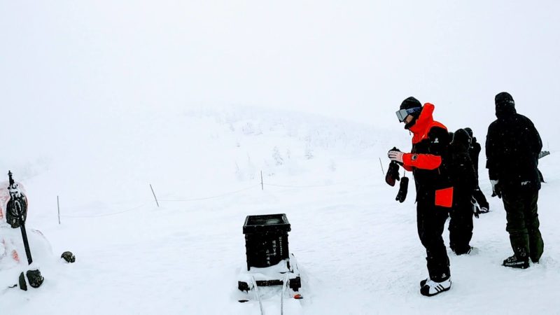 【今スキースノーボード楽しい 大雪の地蔵尊】山形蔵王温泉スキー場 Yamagata-Zao-Onsen-Ski-Resort-in-January-is-a-fun-place-to-ski-and-snowboard-with-heavy-snow.jpg