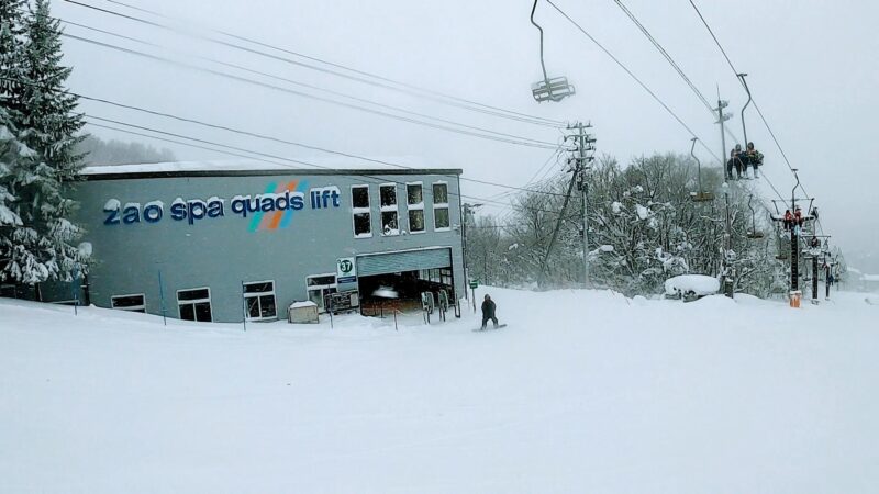 【運休の蔵王 爆弾低気圧到来！】-14度 上の台大雪パウダー祭り！ yamagatazao-uwanodai-slope-powdersnow.jpg