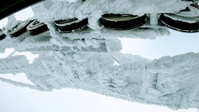 【大雪パウダー積雪+60cm 嵐の運休明け】山形蔵王温泉スキー場 Enjoying-60cm-of-heavy-powder-snow-at-Yamagata-Zao-Onsen-Ski-Resort-in-January.jpg