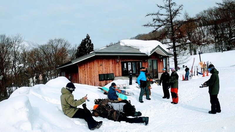 【ZAOツアーアテンド 楽しいスノーボード】山形蔵王温泉スキー場 Attend-Yamagata-Zao-Onsen-Ski-Resort-for-a-fun-snowboard-tour.jpg