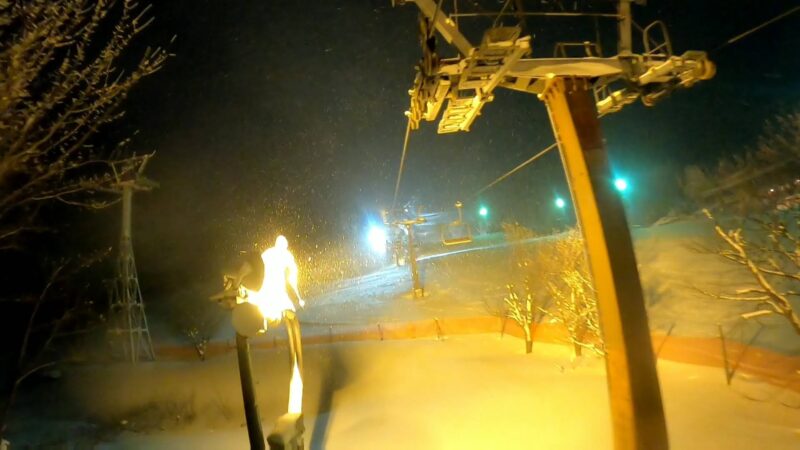 【ナイター滑ろう会 上の台大雪スノーボード】山形蔵王温泉スキー場 Uwanodai-night-skiing-party-at-Yamagata-Zao-Onsen-Ski-Resort.jpg