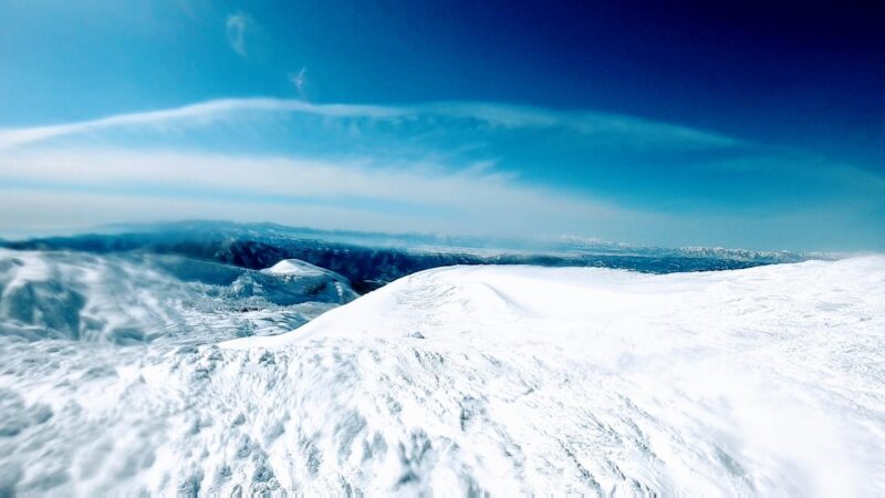 【絶景2月大快晴 真冬の蔵王山熊野岳とお釜】山形蔵王温泉スキー場   Trekking-to-Mt.Zao-and-Okama-in-the-middle-of-winter-with-spectacular-views.jpg