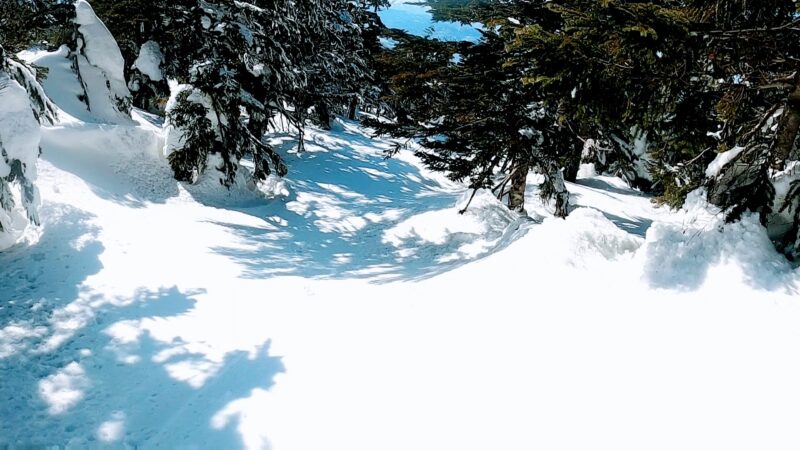 【凄すぎる樹氷原絶景 地蔵山三宝荒神山】2月山形蔵王温泉スキー場 Panoramic-and-spectacular-views-from-Jizo-and-SanpoKoujin-mountain-at-Yamagata-Zao-Onsen-Ski-Resort.jpg