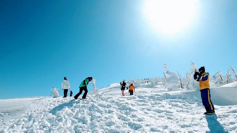 【凄すぎる樹氷原絶景 地蔵山三宝荒神山】2月山形蔵王温泉スキー場   Panoramic-and-spectacular-views-from-Jizo-and-SanpoKoujin-mountain-at-Yamagata-Zao-Onsen-Ski-Resort.jpg