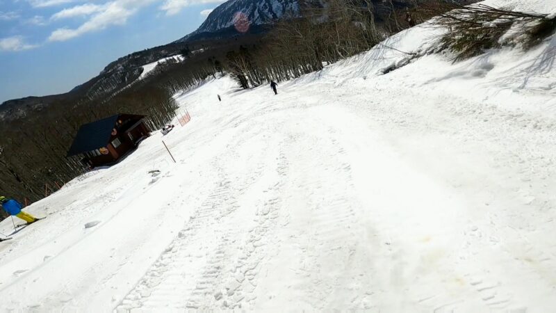 【4月降雪 旬を楽しむ 春のアクティビティ】山形蔵王温泉スキー場    April-Snowfall-at-Yamagata-Zao-Onsen-Ski-Resort.Enjoying-Zao-Activities-in-Spring.jpg