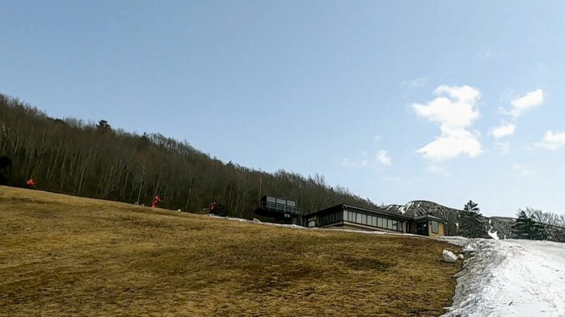 【レストハウスパノラマ 熱々の鍋焼きうどん】山形蔵王温泉スキー場 Enjoy-hot-nabeyaki-udon-noodles-at-Panorama-Rest-House-in-Yamagata-Zao-Onsen-Ski-Resort.jpg
