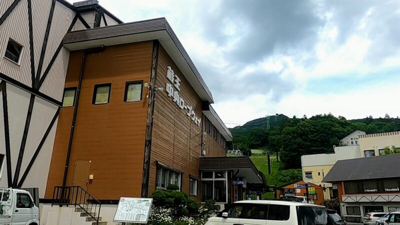 【蔵王のいえ 蔵王名物ジンギスカンおすすめ】山形蔵王温泉スキー場   Enjoying-the-famous-Genghis-Khan-at-Zao-no-ie-in-Yamagata-Zao-Onsen-Ski-Resort.jpg